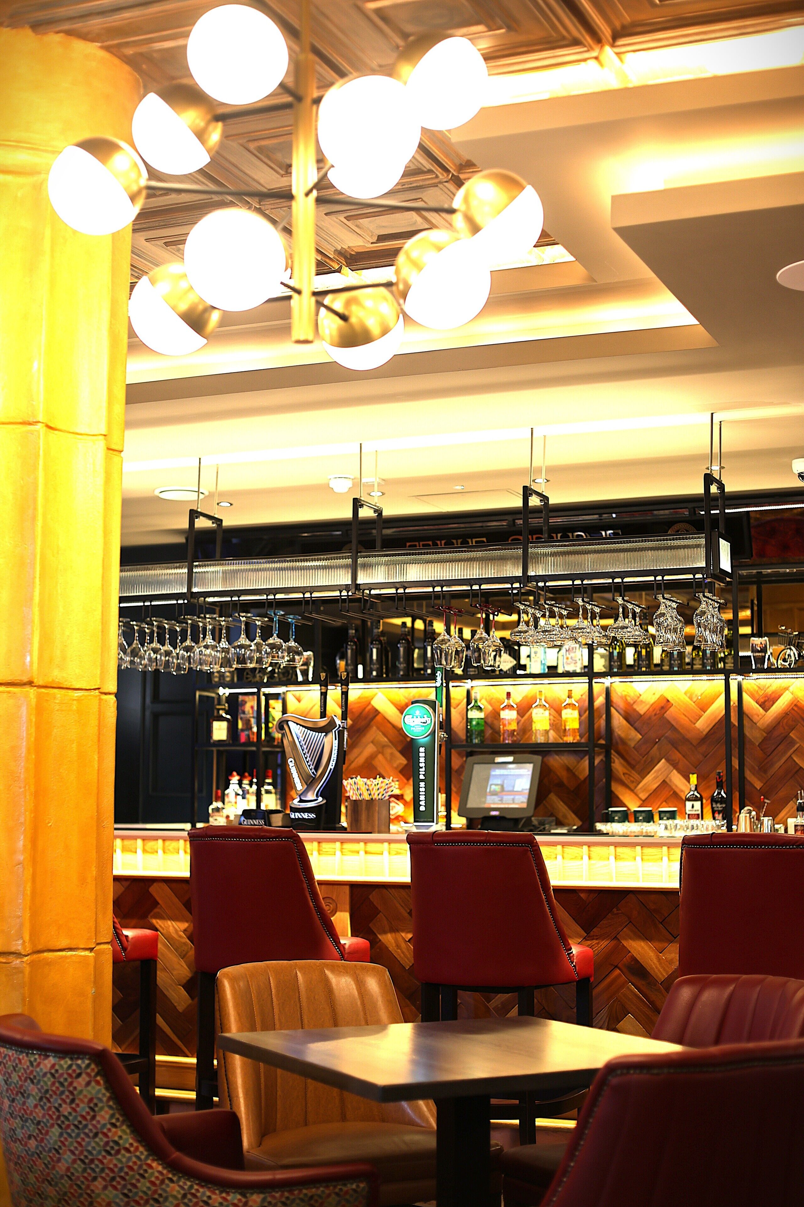 Bar (en el alojamiento)