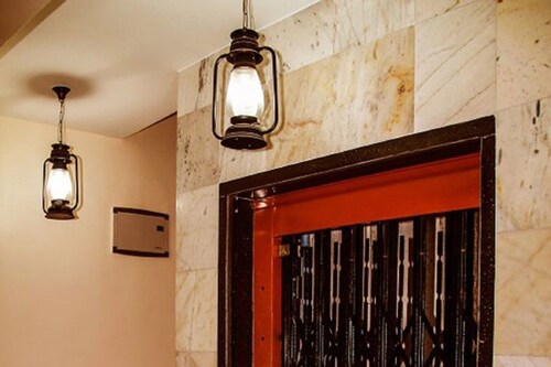 Golden Plaza Guest House - Kolkata