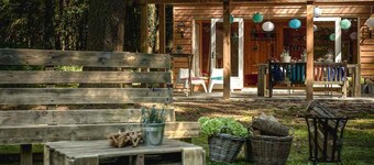 Nature-Lover's Retreat – Rooms with Balcony, Trails Await - 3 Units