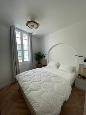 2 sovrum, strykjärn/strykbräda, gratis wi-fi och sängkläder