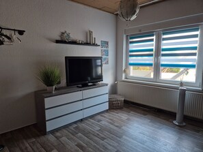 TV, stereo