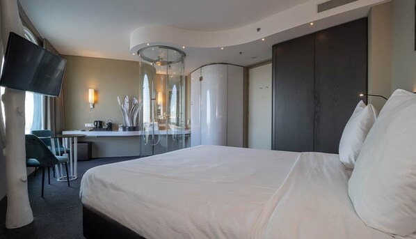 1 bedroom, free WiFi, bed sheets