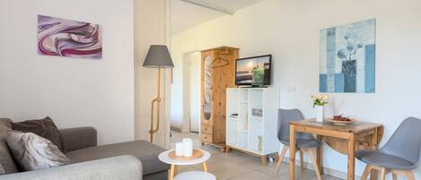 TV, stereo