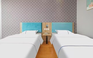 Family Double Room | Blackout drapes, iron/ironing board, free WiFi