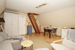 Fernseher, Stereoanlage