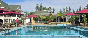 6-bedroom villa near Kisumu Airport along Riat Hills.