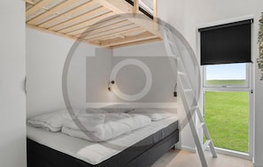 6 soverom, strykejern/-brett, reiseseng for barn og wi-fi (inkludert)