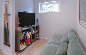 Smart TV, table tennis - Amazing home in Ebeltoft with sauna (Ebeltoft)