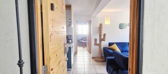 MARINA AZUL Charming 2-bedroom apartment in beautiful La Paz with WiFi, AC