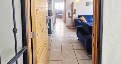 MARINA AZUL Charming 2-bedroom apartment in beautiful La Paz with WiFi, AC