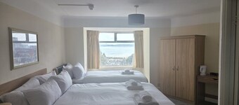 Belvilla Russel Court Hotel | Standard Triple