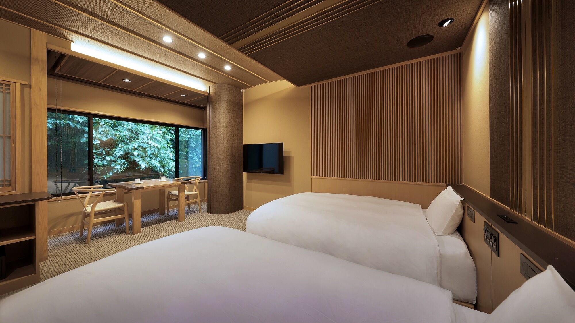 Basic Double Room | Down comforters, free WiFi, bed sheets