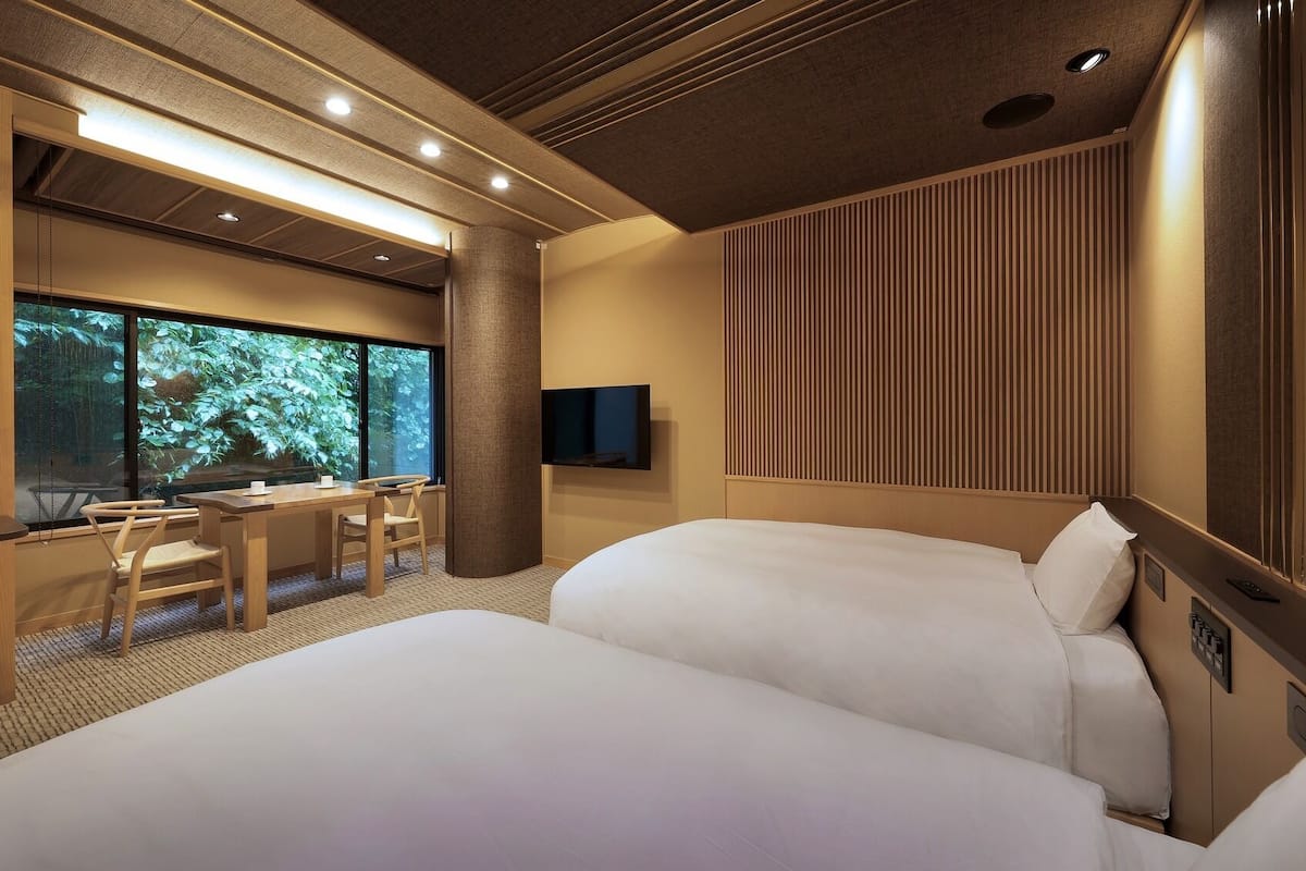 Basic Double Room | Down comforters, free WiFi, bed sheets