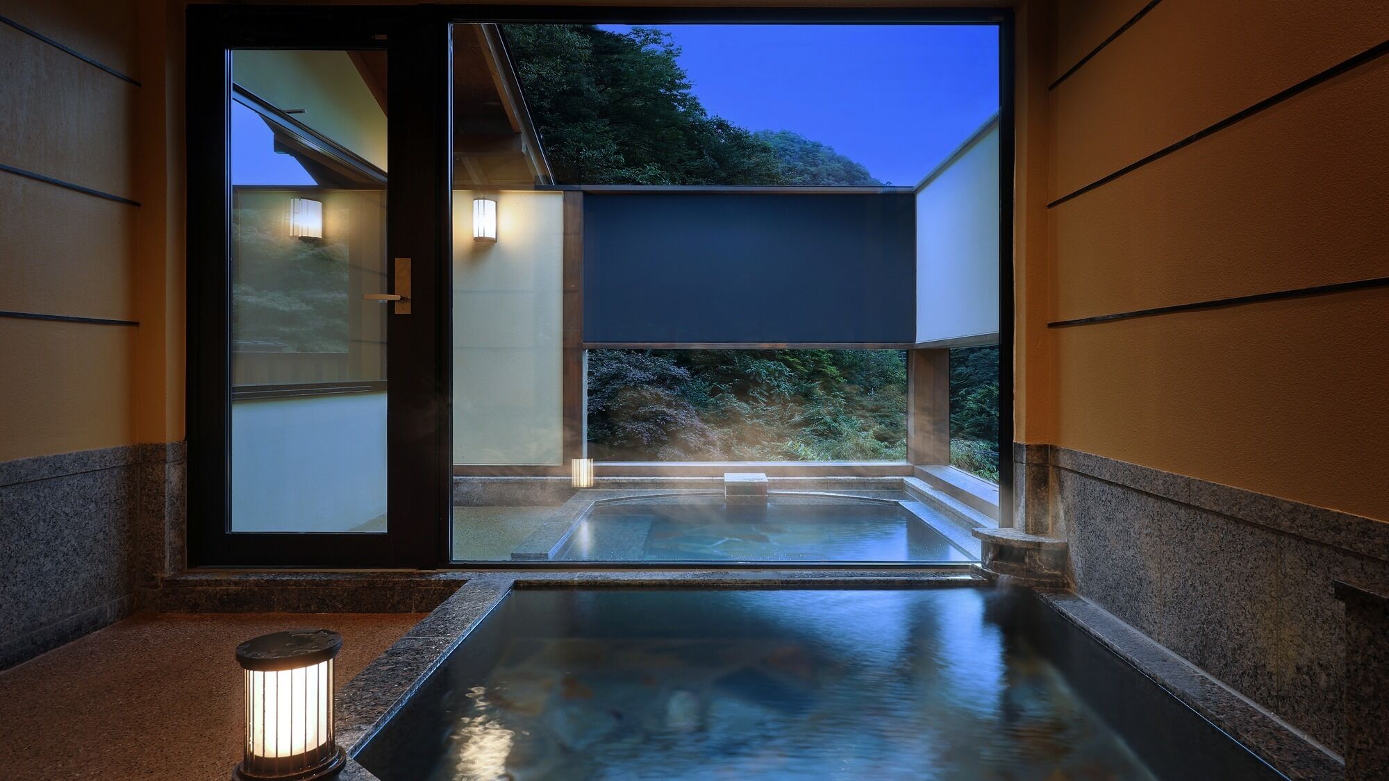 Deluxe Suite | Bathroom | Slippers