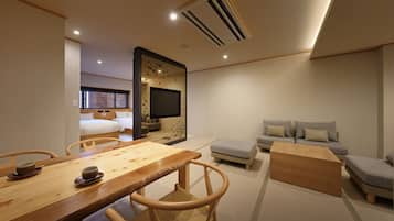 Cubrecamas, wifi gratis y ropa de cama