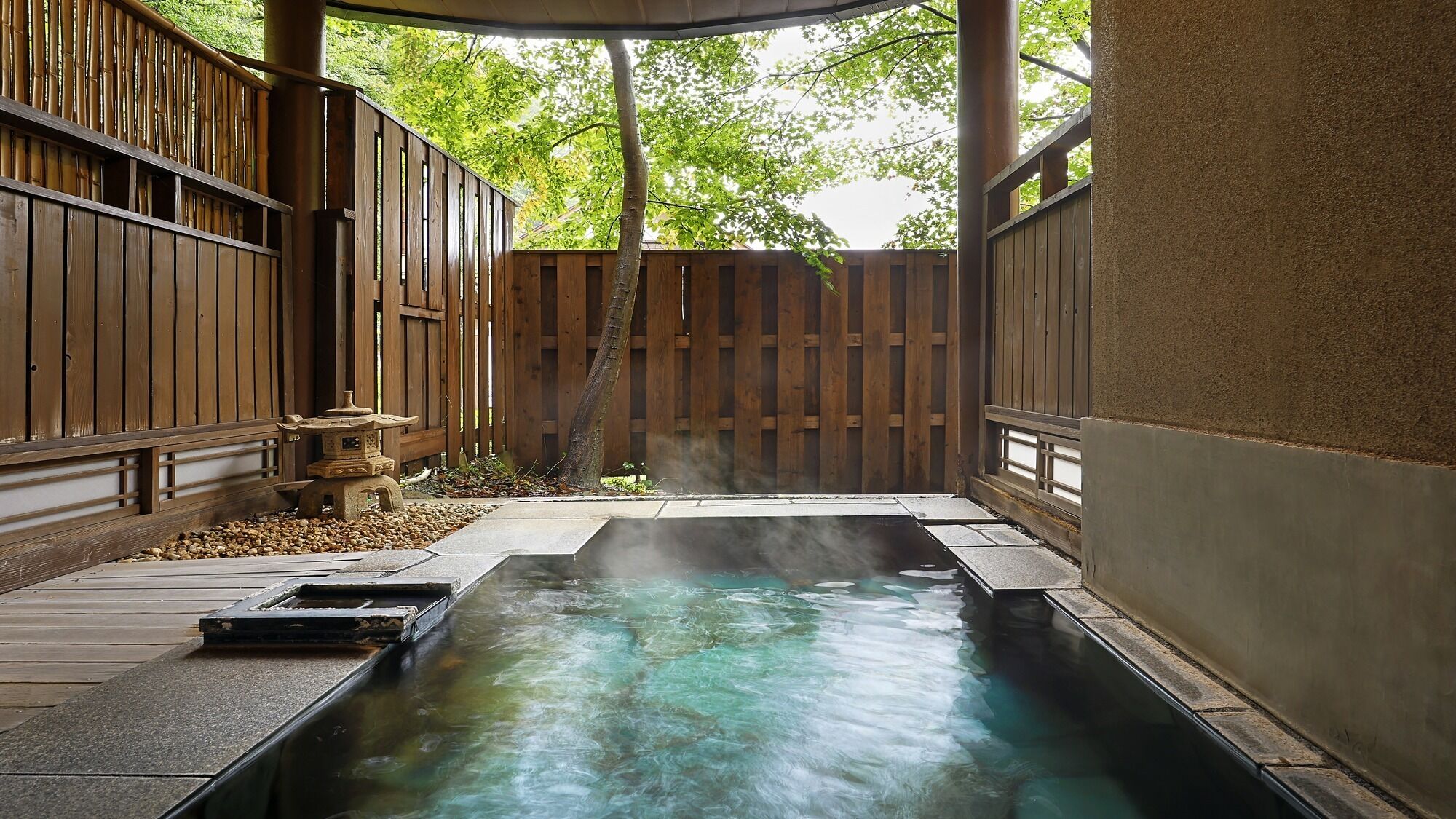 Classic Room | Bathroom | Slippers