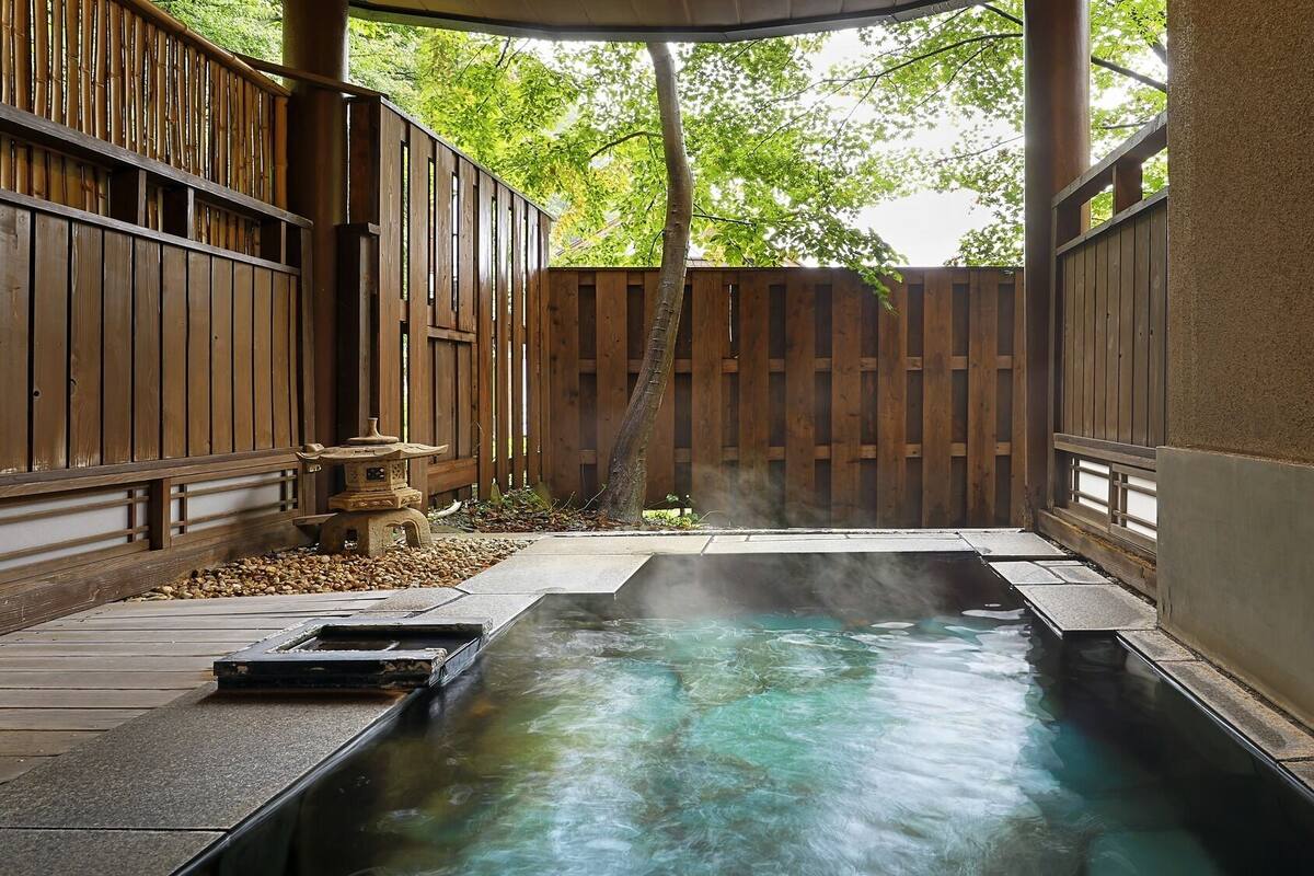 Classic-Zimmer | Badezimmer | Hausschuhe
