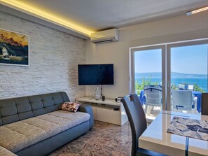 Living area - Apartment Mladen by Interhome (Crikvenica)