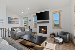 TV connectée, cheminée