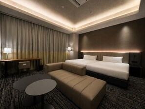 Individually decorated, individually furnished, free WiFi, bed sheets - Randor Hotel Sapporo Prestige (Sapporo)