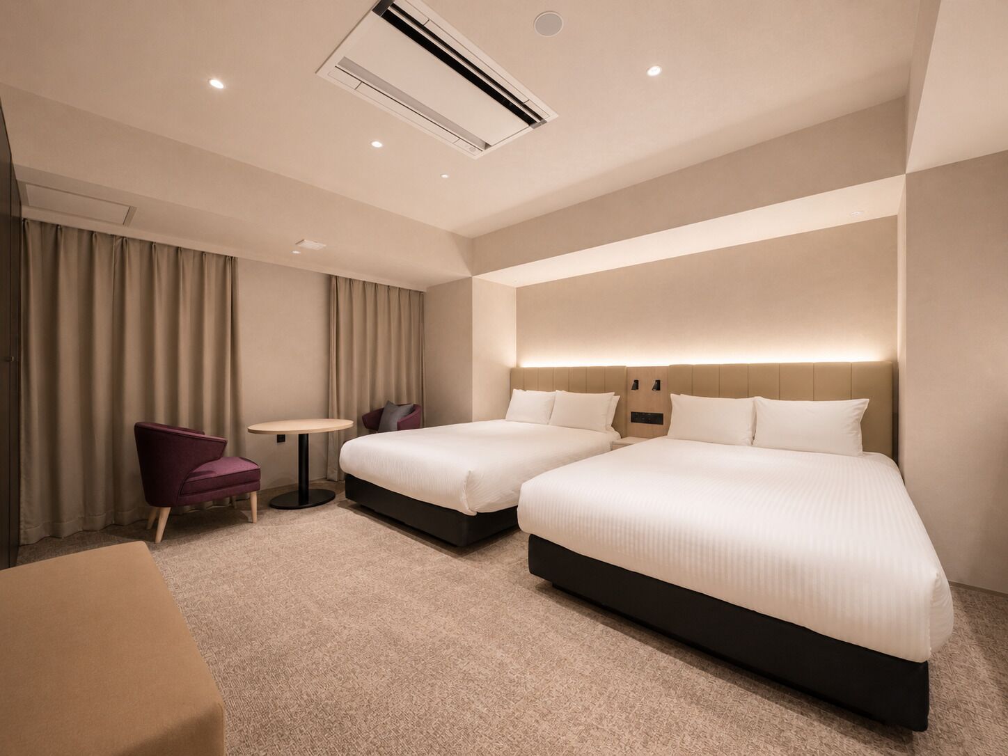 Accessible Queen Room | Individually decorated, individually furnished, free WiFi, bed sheets