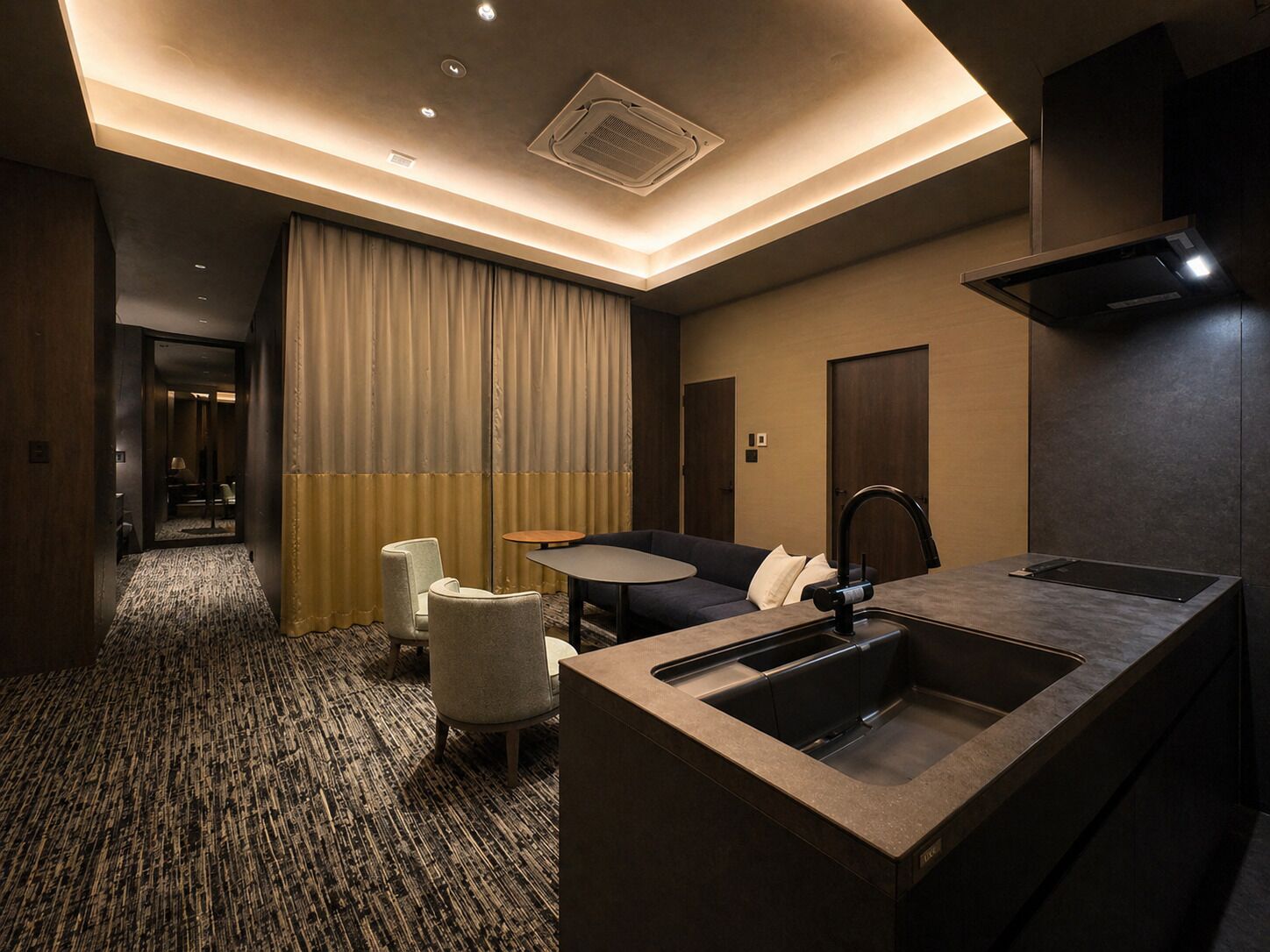 Executive Suite | Private kitchen