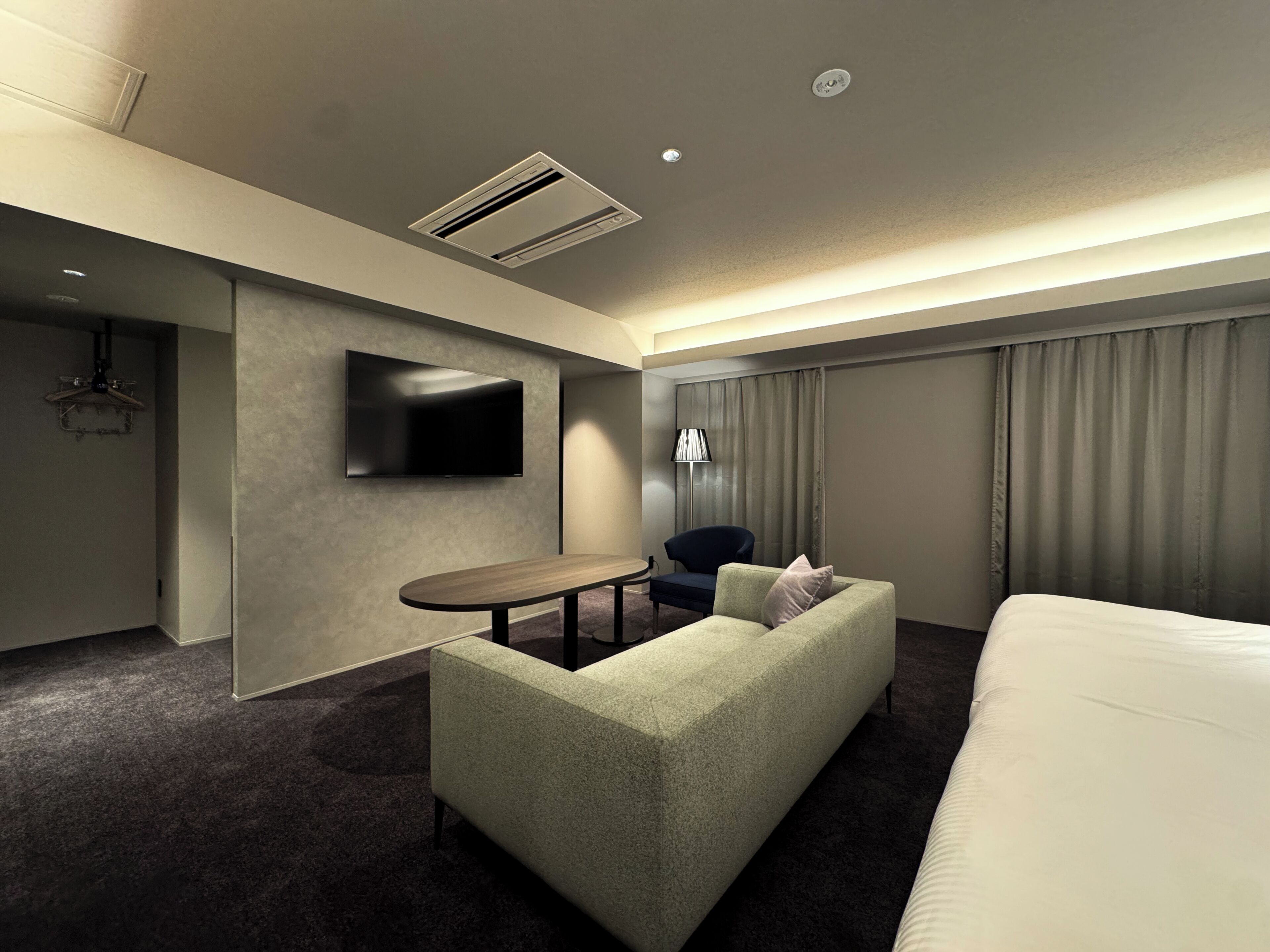 Estudio Grand | Decoración personalizada, muebles diferentes y wifi gratis 