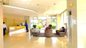 Apartment, 1 Schlafzimmer, Balkon, Stadtblick | Lobby