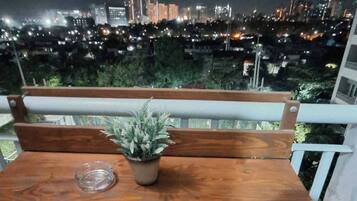 Condo, 1 Bedroom, Balcony, City View | Balcony