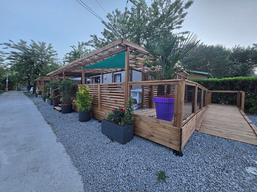 Mobile home camping La Chareyrasse 