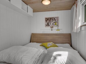 2 bedrooms, Internet
