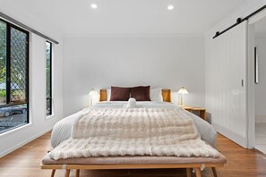 4 chambres, bureau, fer et planche à repasser, Wi-Fi