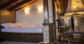 2 Schlafzimmer, Bügeleisen/Bügelbrett, Internetzugang, Bettwäsche