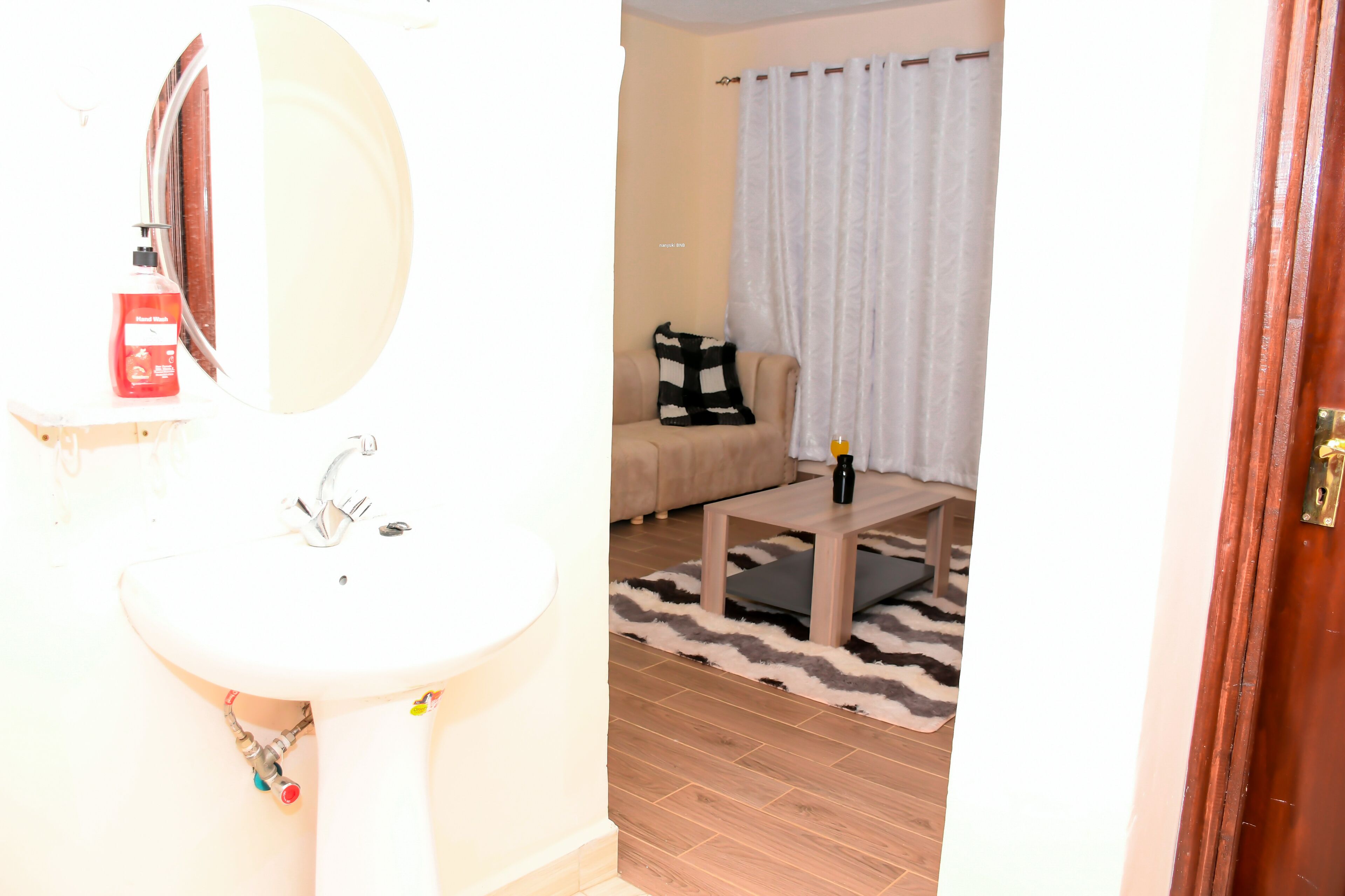 Handtücher, Seife, Toilettenpapier