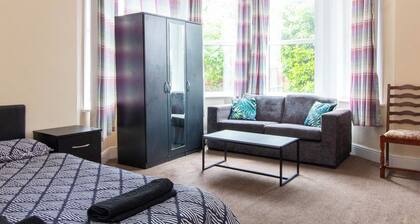 Thornbury Guest House Room 1