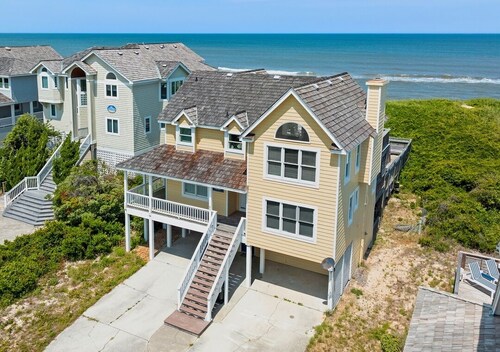 Oceanfront Luxury in the Heart of Nags Head (Nags Head Village) – Private Pool, Hot Tub, Pet Friendly!