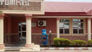 Fachada da propriedade