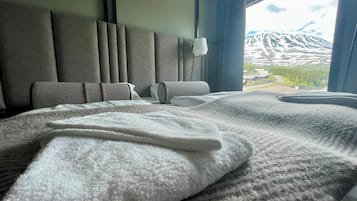 Family Room Mountain View | Wi-fi (inkludert) og sengetøy