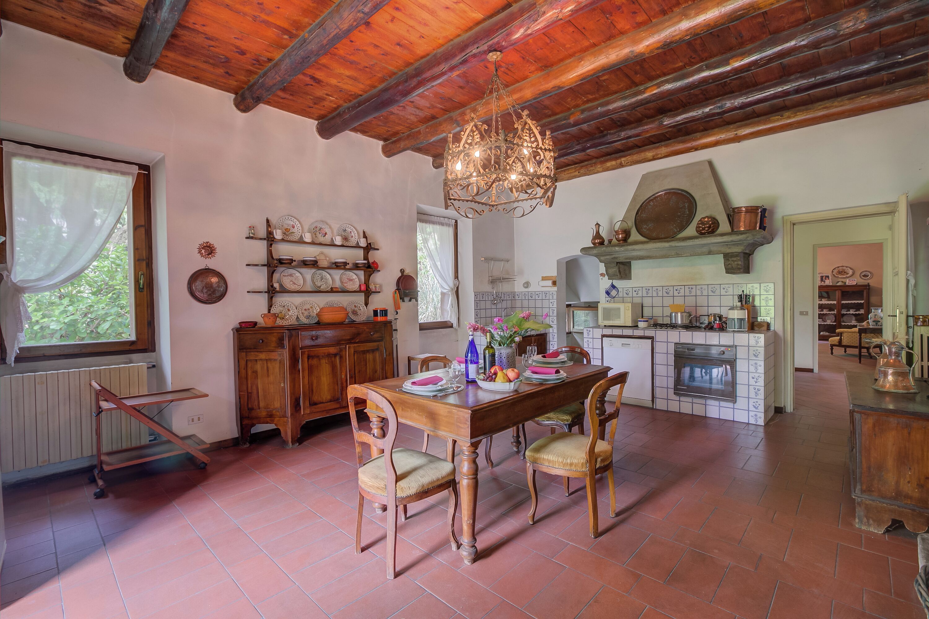 Vila Standar, beberapa kamar, 2 kamar mandi (Villa Fiora Tra Le Colline E Il Lago) | Tempat makan