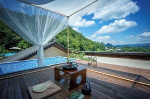 Panoramic Double Room, Hill View | Terrace/patio