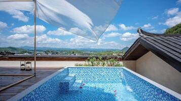Premier Double Room, Hill View | Private pool