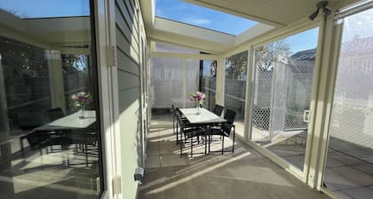 CNZhouse: classical and new, with space, near river, in CBD