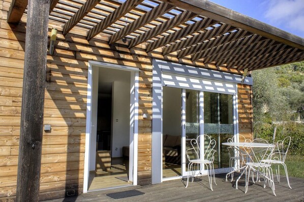 Outdoor dining - La Fuonte - LEVENS - Gîte (LEVENS)