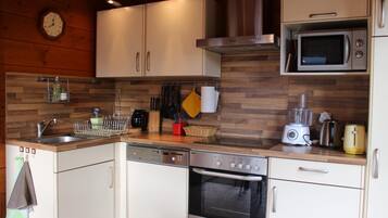 Microwave, oven, dishwasher