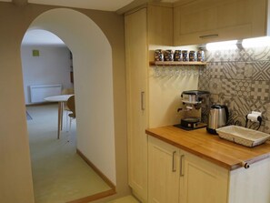 Microwave, oven, dishwasher