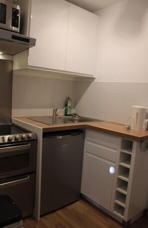 Micro-ondes, lave-vaisselle