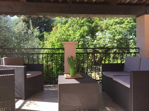 Le Mimosa - BENDEJUN