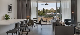 Phaedrus Living: Travertine Residences 102