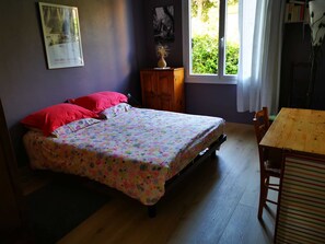 3 slaapkamers, reisbedje, gratis wifi