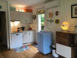 Micro-ondes, four, lave-vaisselle